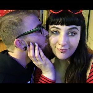 Meet your Posher, Madeleine